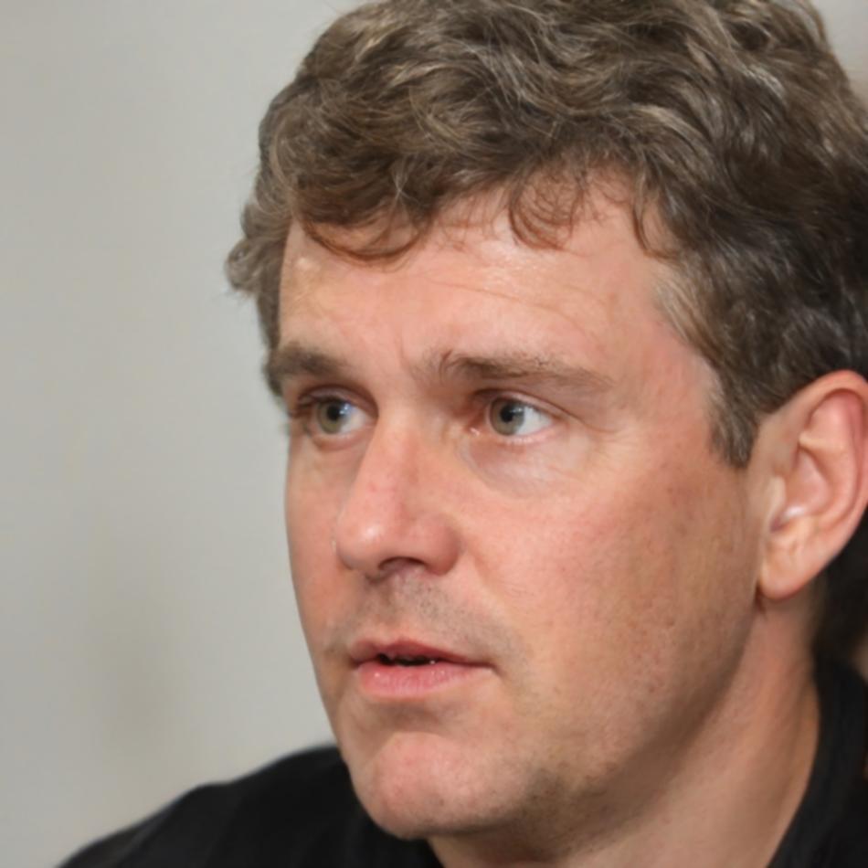 Porträt von Dozent Bastian Engelhardt